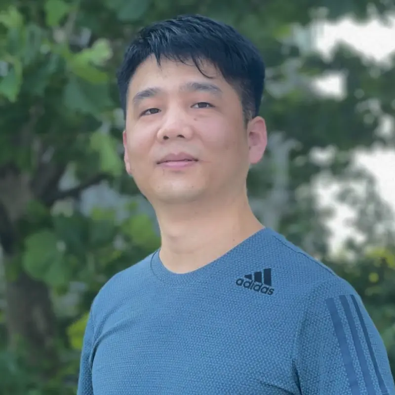 Senior Backend Developer Lucas Li